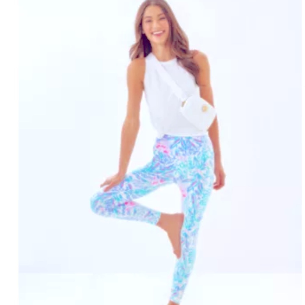 Brand New Small Lilly Pulitzer Weekender high rise leggings.